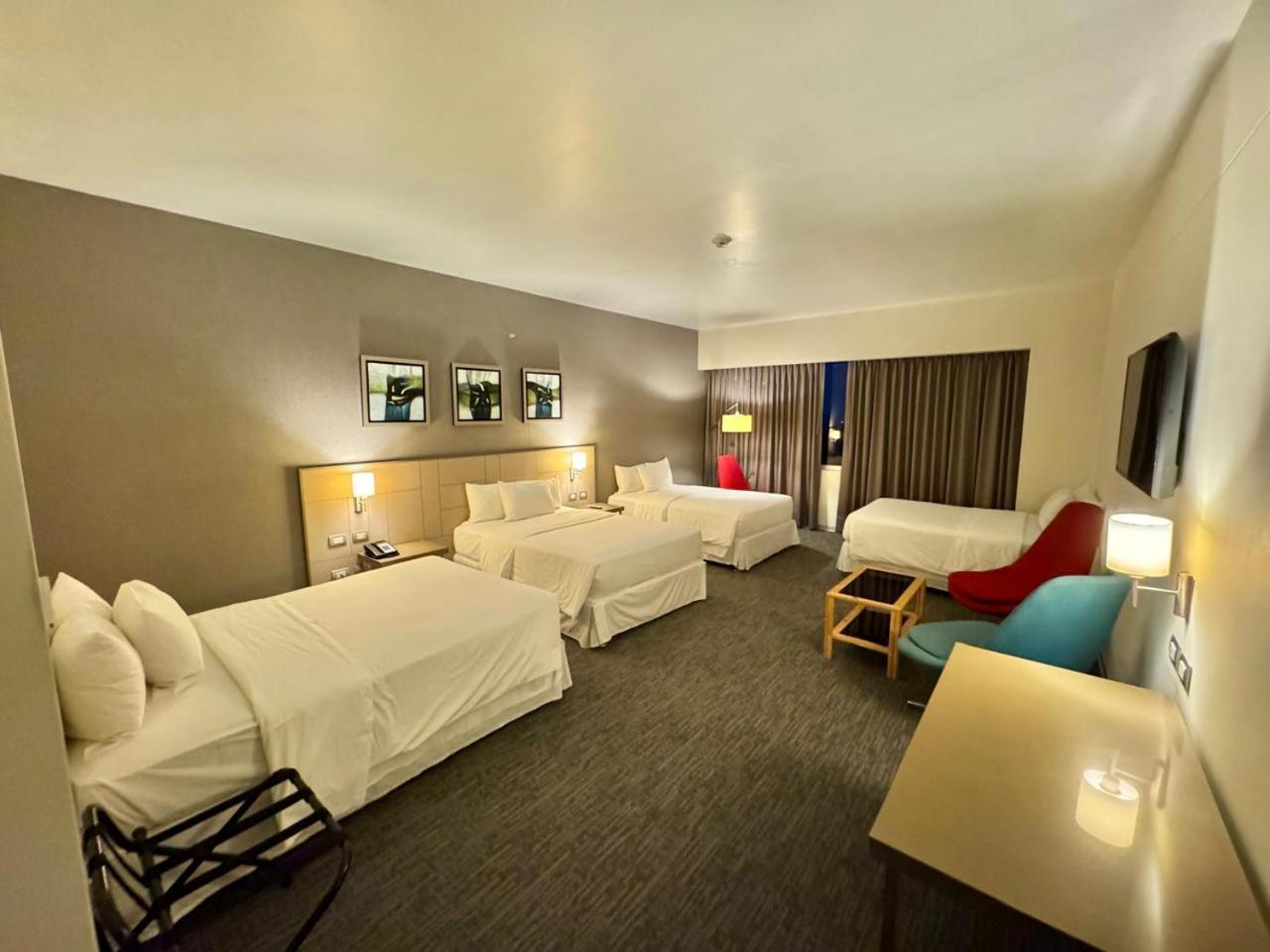 Hotel Bth Rebel Tacna Exterior foto